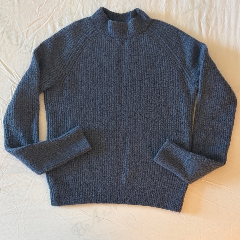 Banana Republic 100% Wool Mock Neck Sweater Blue XS Cozy Knit